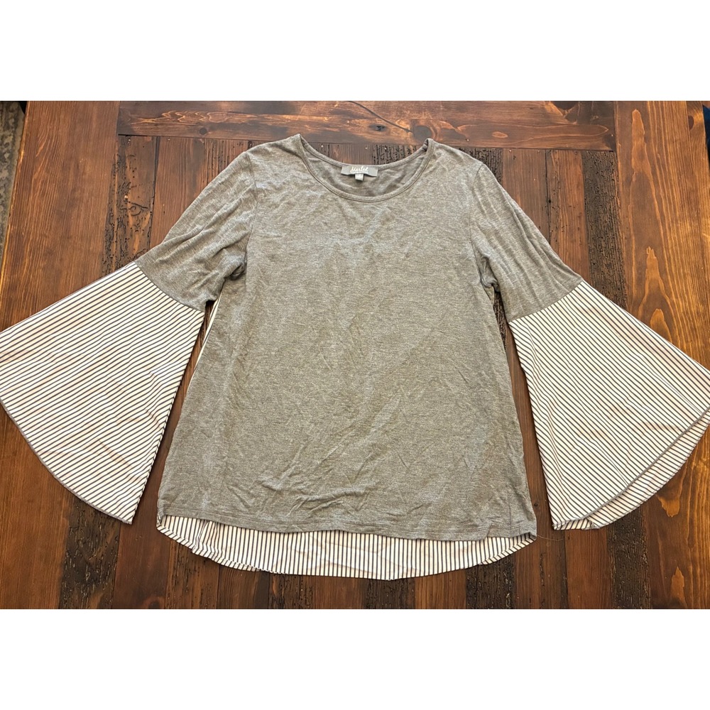 Marled Reunited Gray Striped Bell Sleeve Top Women Size Medium Cute Flowy Casual